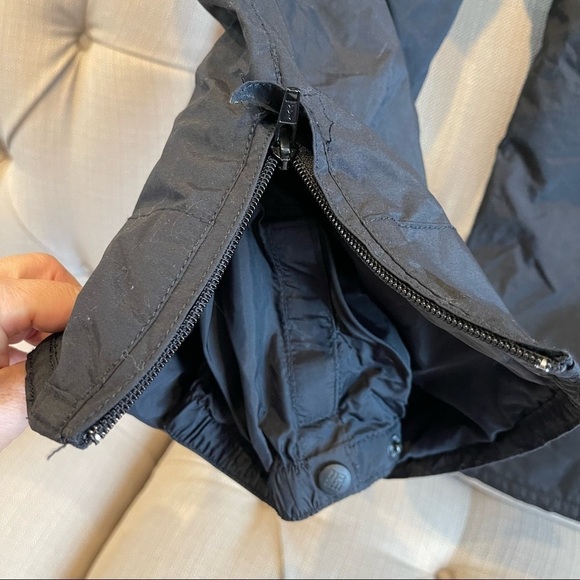 Q:  Kid’s Columbia Snow Ski Pants Winter Waterproof Breathable Black Sz L 14/16 - Picture 16 of 16